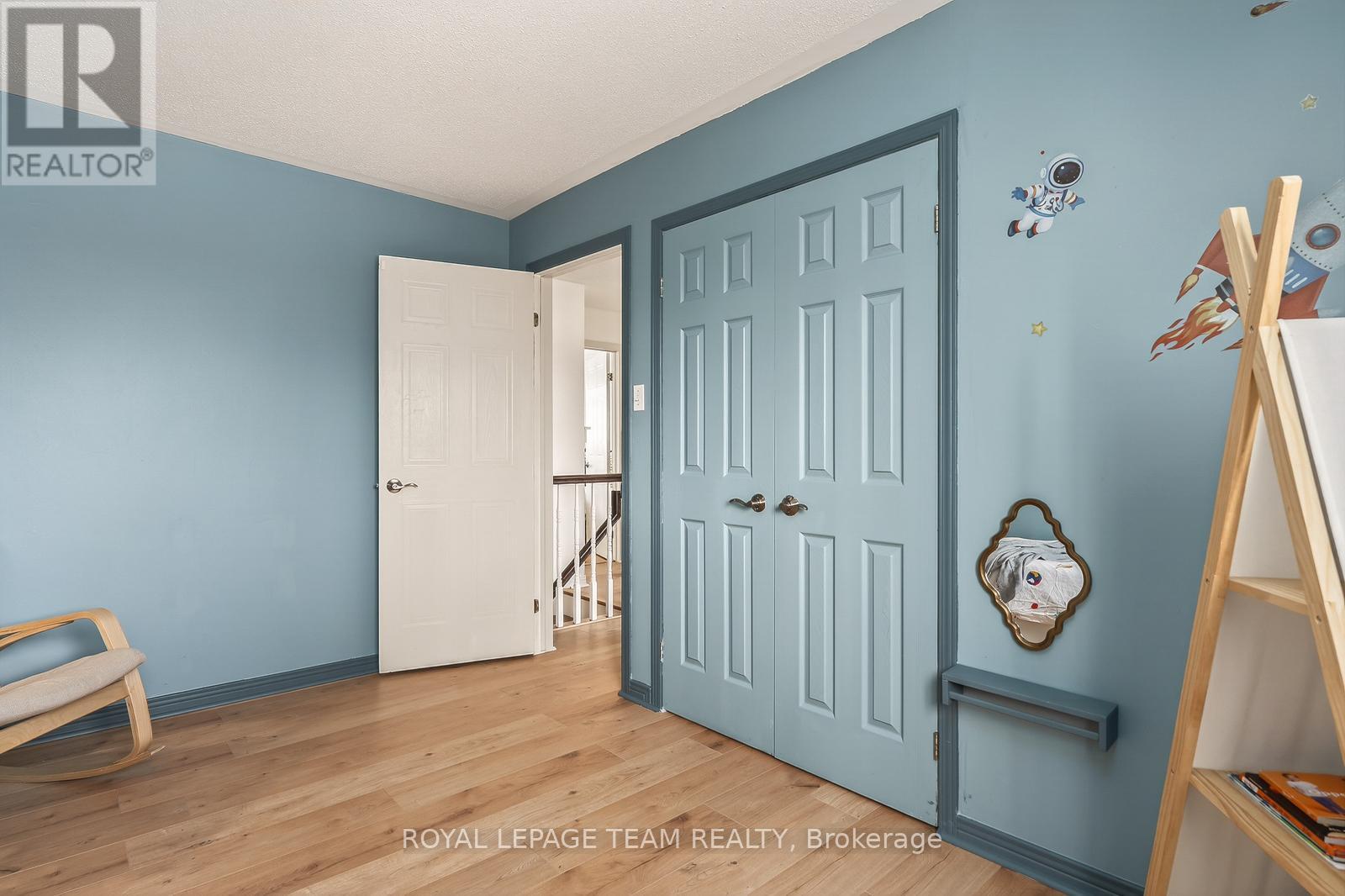 77 Armagh Way, Ottawa, ON - Indoor