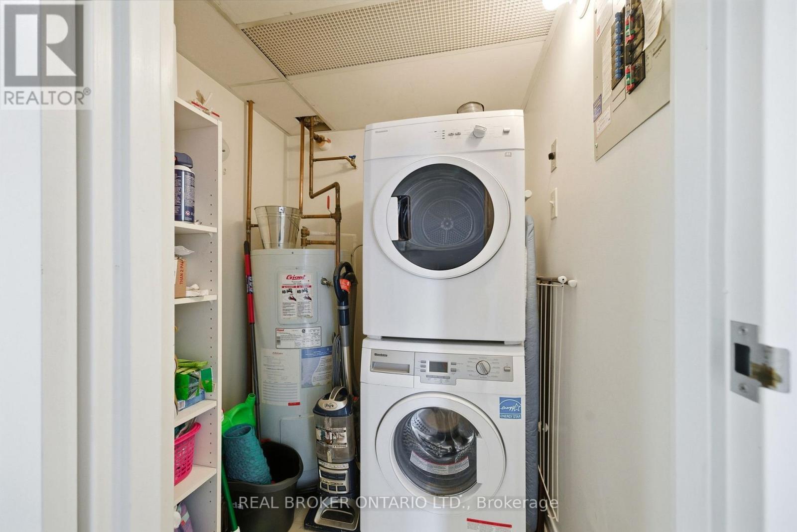 703 - 100 Grant Carman Drive, Ottawa, ON - Indoor Photo Showing Laundry Room