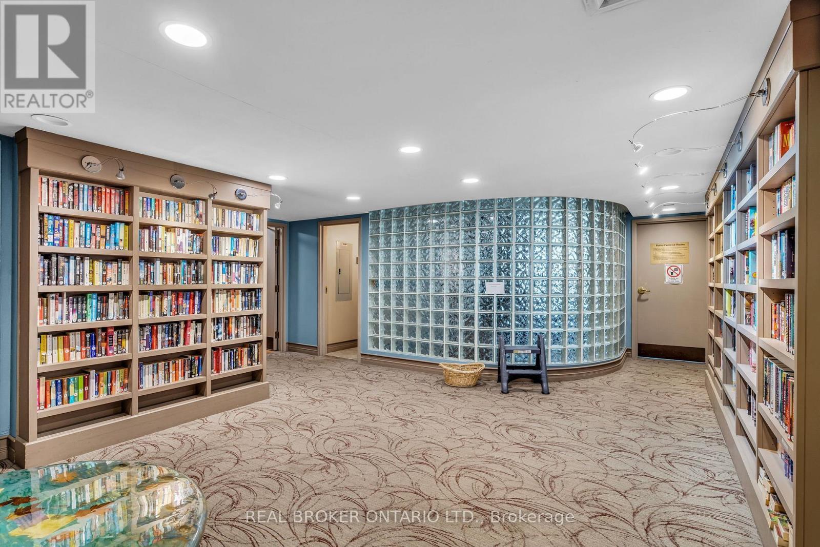 Library - 703 - 100 Grant Carman Drive, Ottawa, ON - Indoor