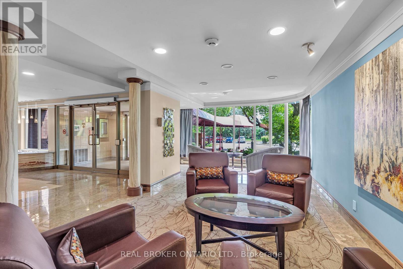 703 - 100 Grant Carman Drive, Ottawa, ON - Indoor