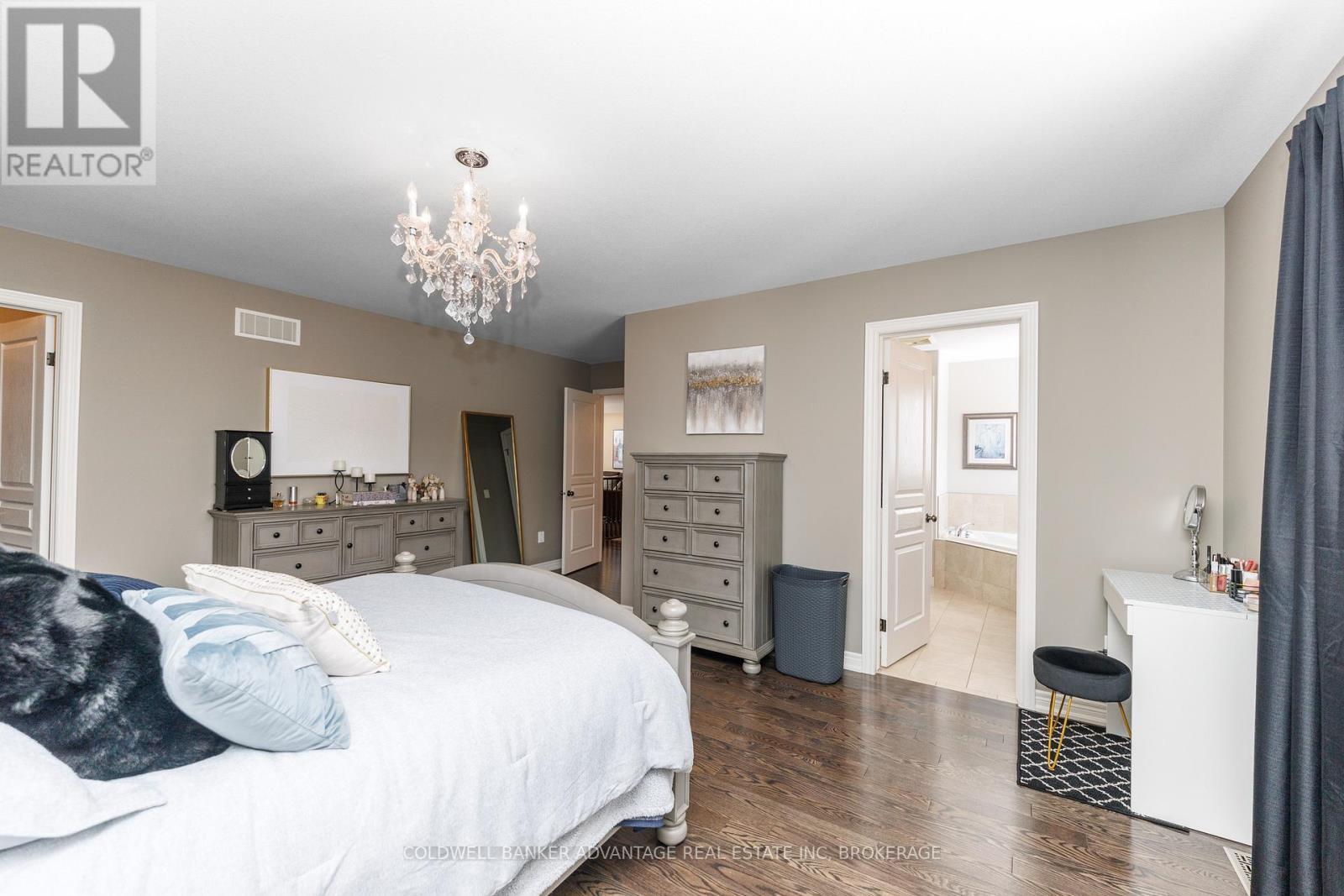 6 Falcon Drive, Welland (Coyle Creek), ON - Indoor Photo Showing Bedroom