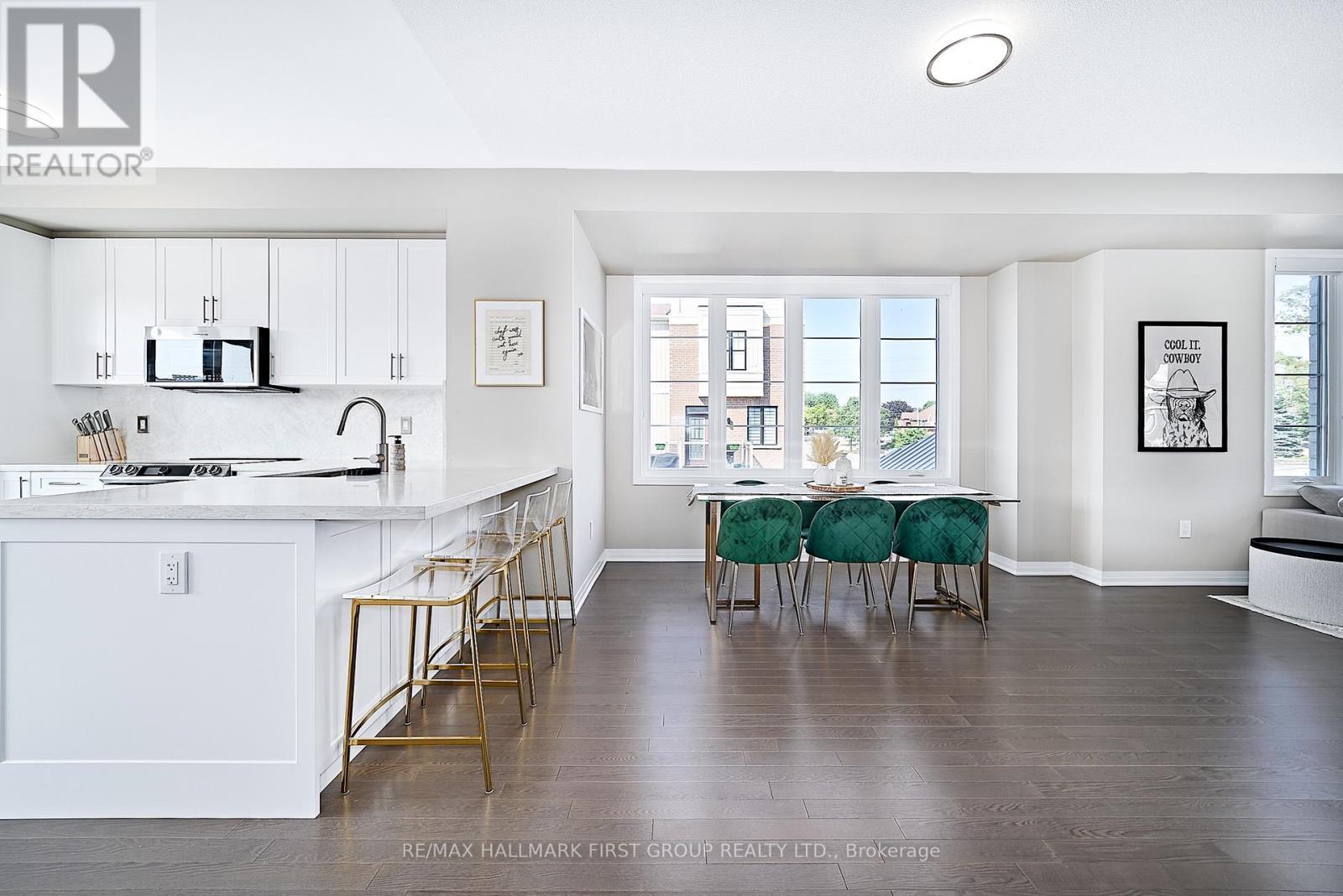 1 Clarington Boulevard, Clarington, ON - Indoor Photo Showing Kitchen