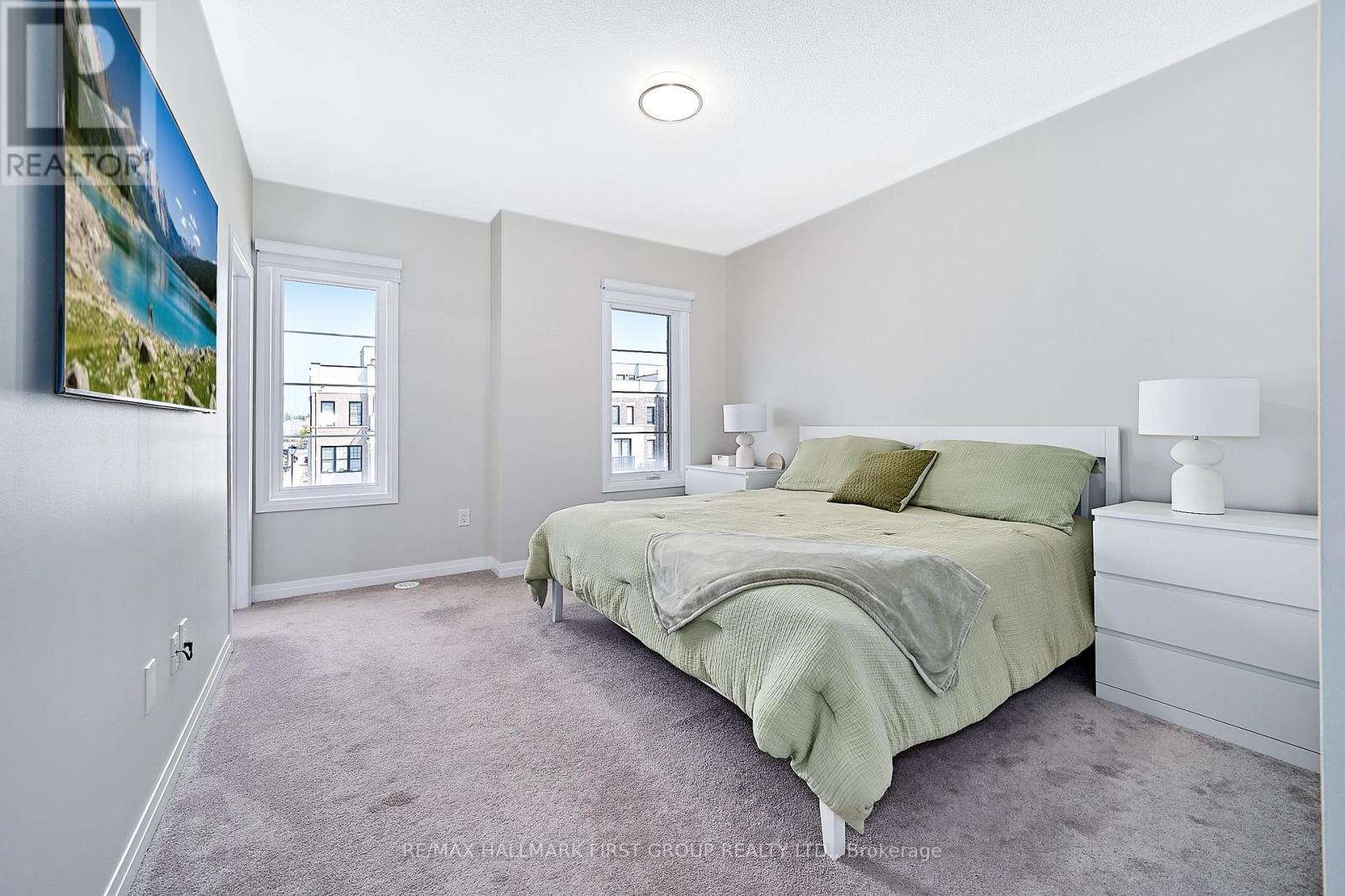 1 Clarington Boulevard, Clarington, ON - Indoor Photo Showing Bedroom