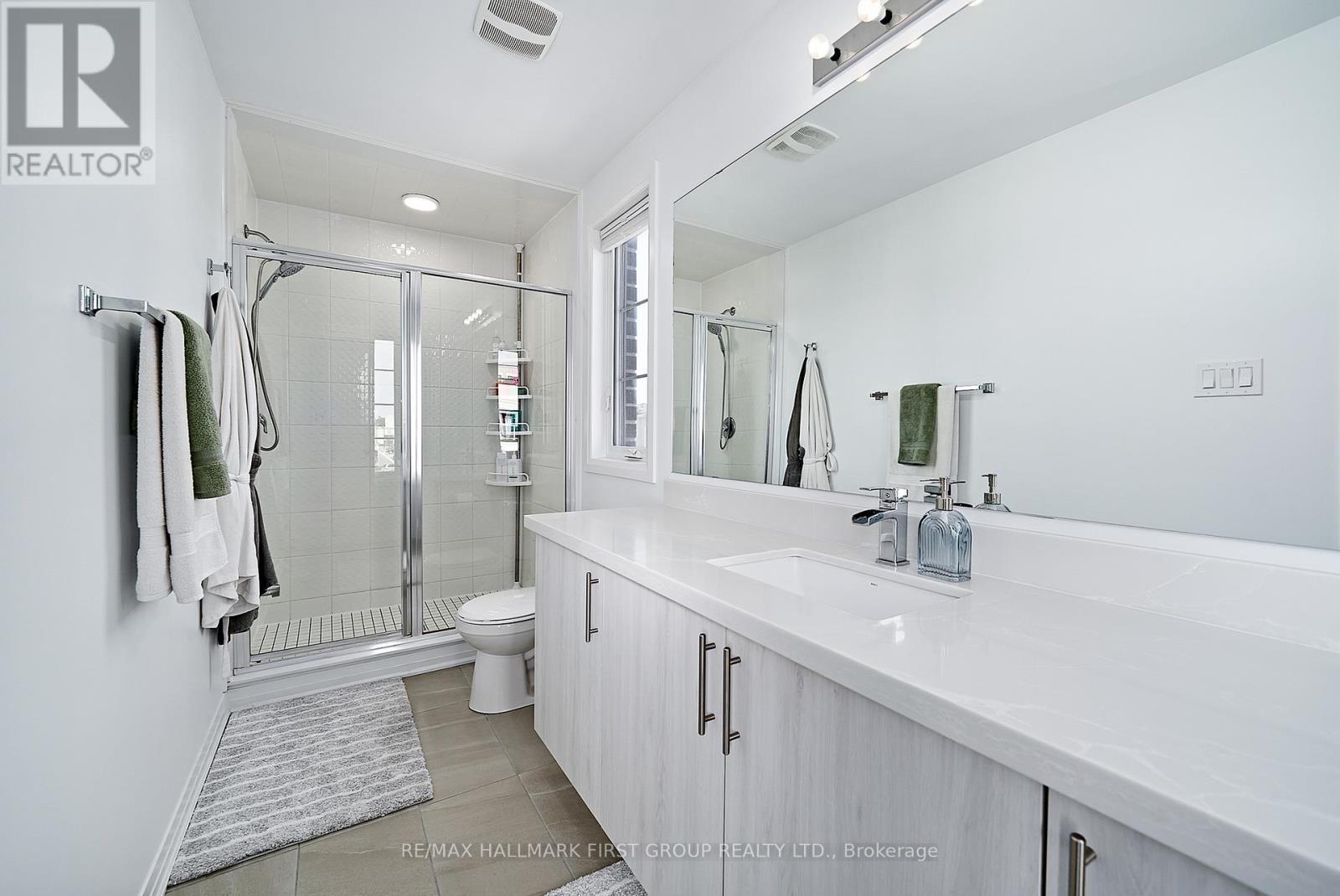 1 Clarington Boulevard, Clarington, ON - Indoor Photo Showing Bathroom