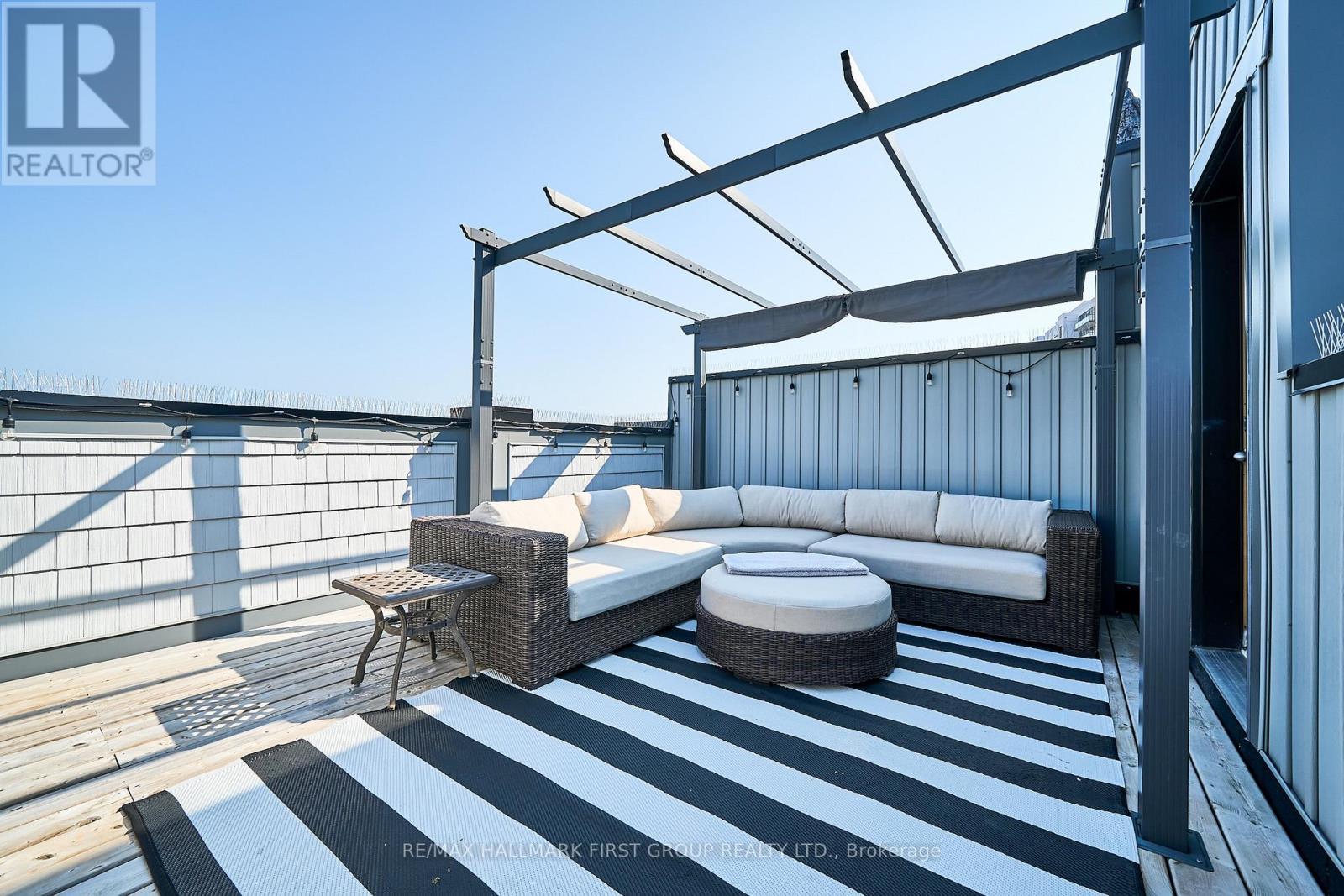 1 Clarington Boulevard, Clarington, ON - Outdoor With Deck Patio Veranda