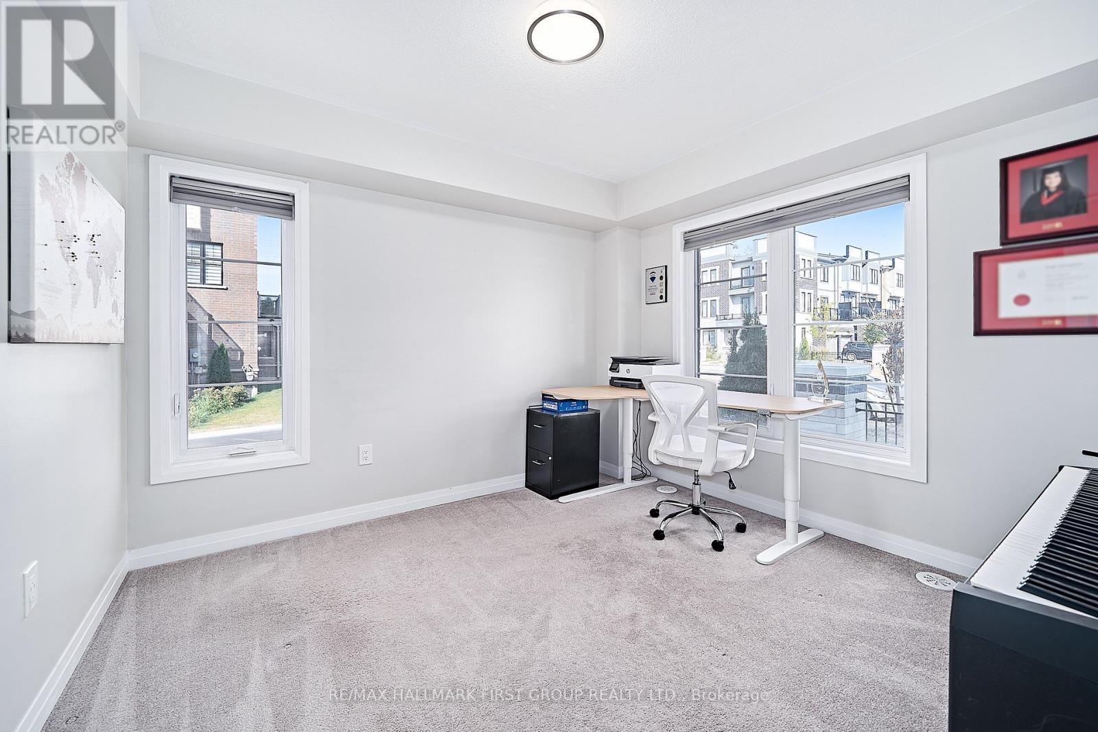 1 Clarington Boulevard, Clarington, ON - Indoor Photo Showing Office