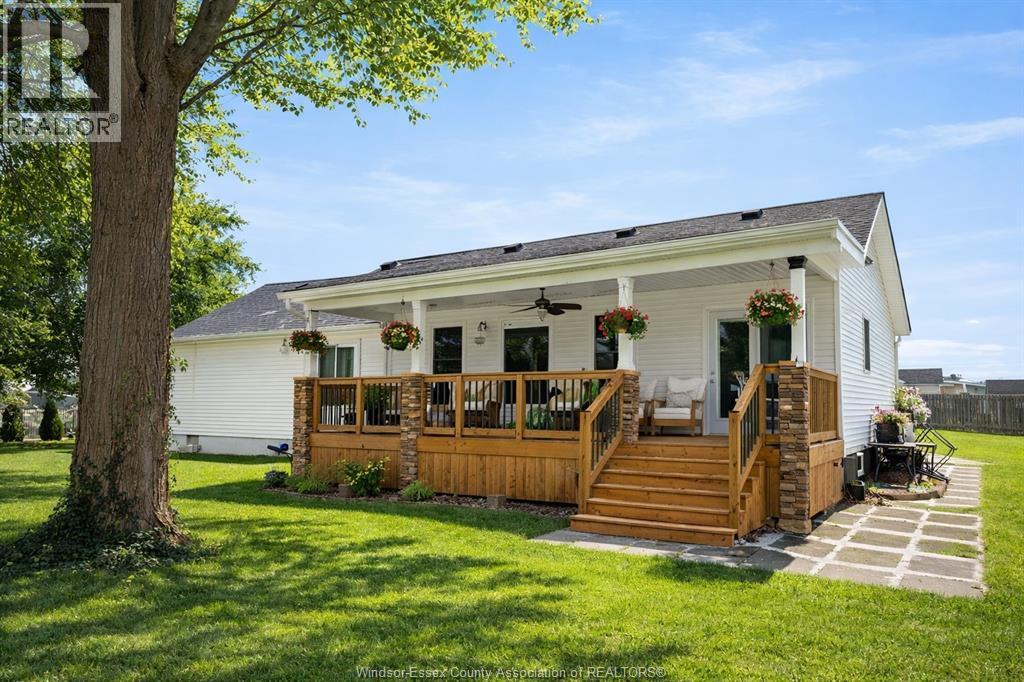 86 Draper Street, Colchester, ON - Outdoor With Deck Patio Veranda