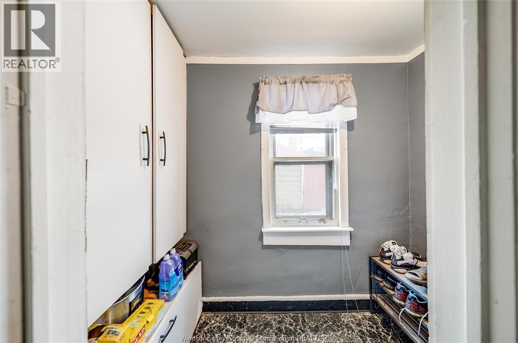 1088 Hickory, Windsor, ON - Indoor Photo Showing Other Room