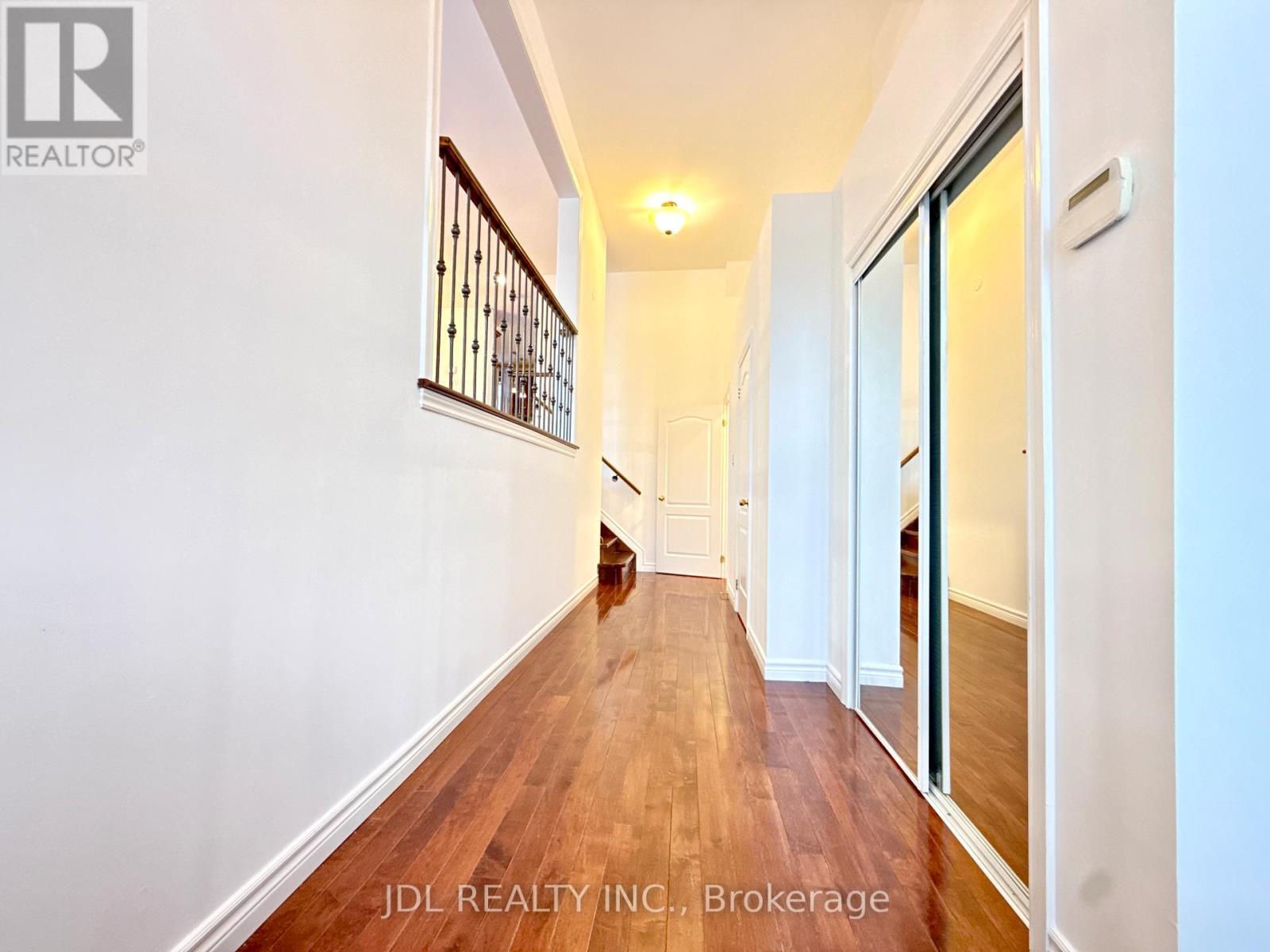 69 Gail Parks Crescent, Newmarket, ON - Indoor Photo Showing Other Room