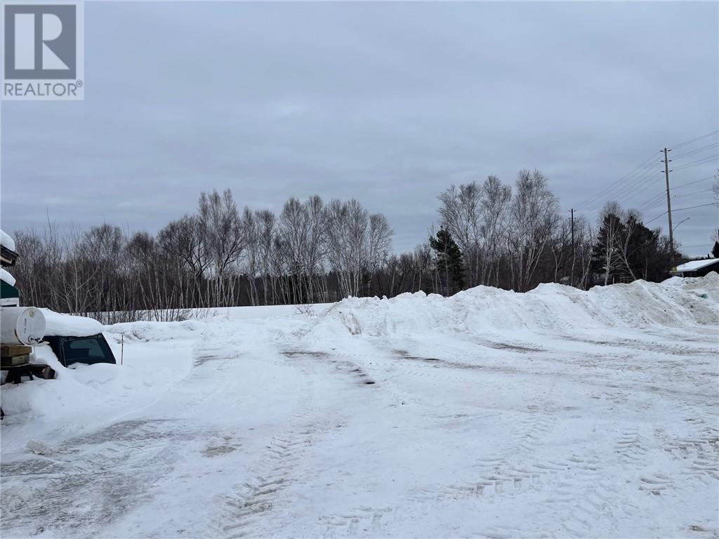 3650 Errington Avenue, Chelmsford, ON - Outdoor With View