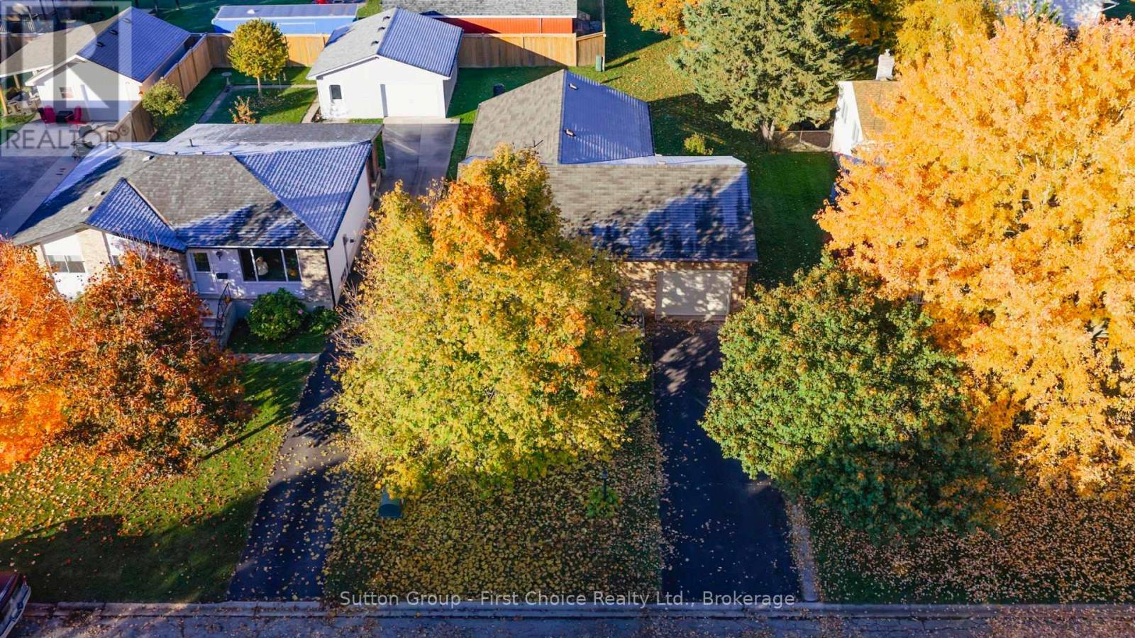 8 Dunsford Crescent, St. Marys, ON - Outdoor