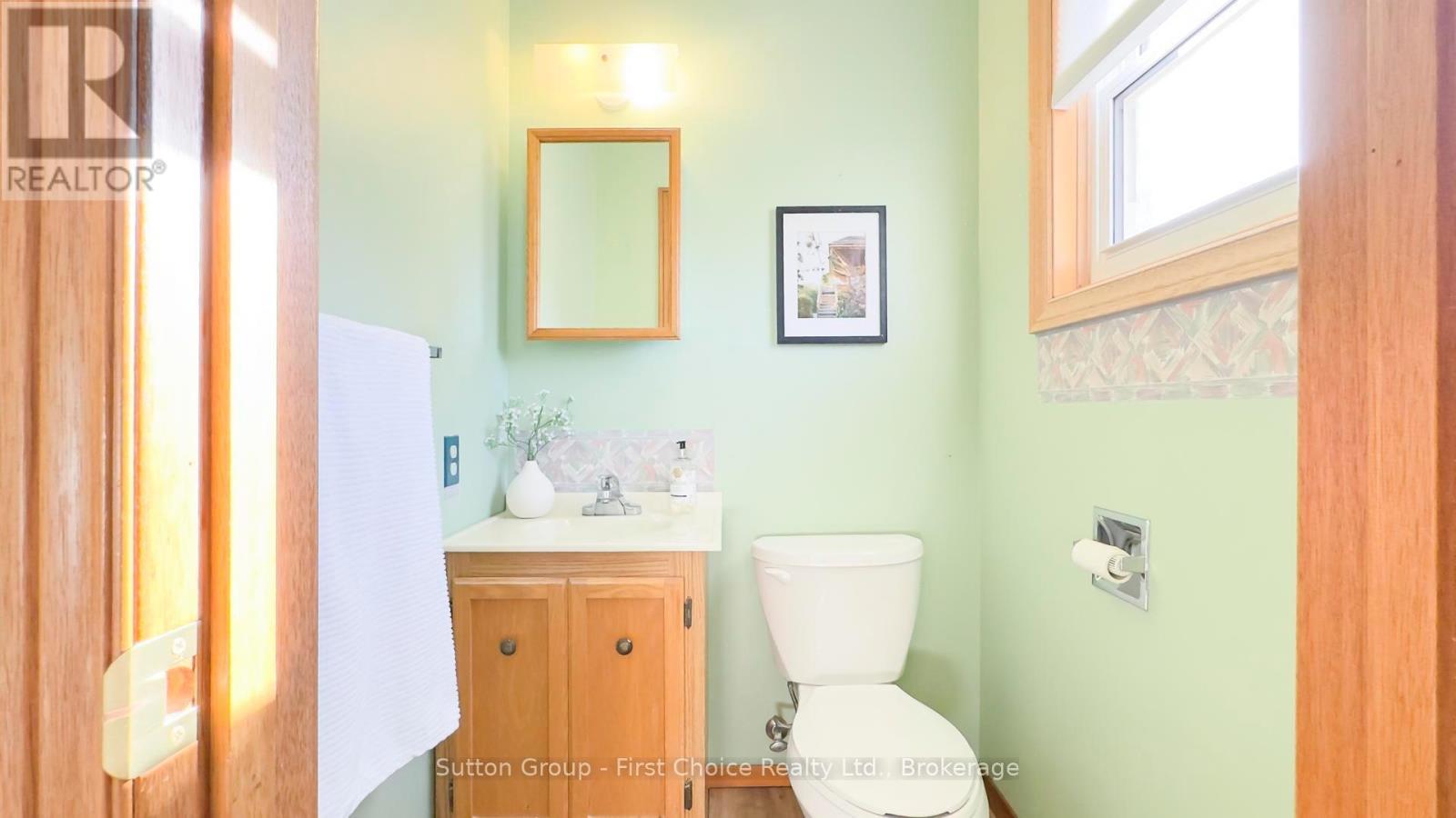 8 Dunsford Crescent, St. Marys, ON - Indoor Photo Showing Bathroom