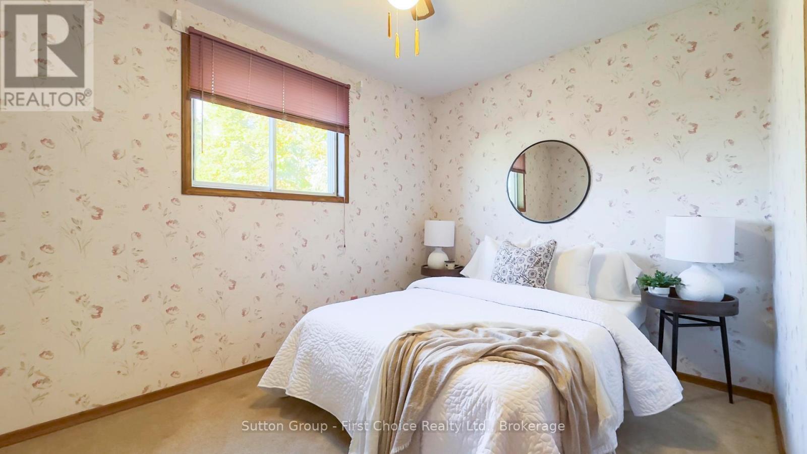 8 Dunsford Crescent, St. Marys, ON - Indoor Photo Showing Bedroom