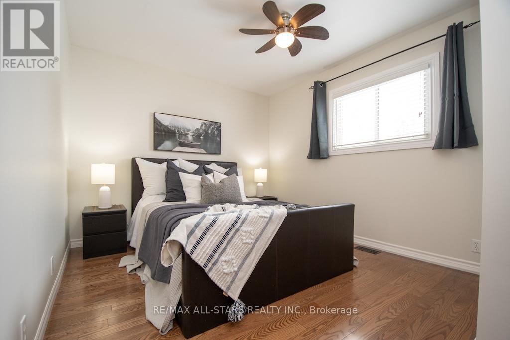 2nd Bedroom Up - 874 Monarch Road, Kawartha Lakes (Lindsay), ON - Indoor Photo Showing Bedroom