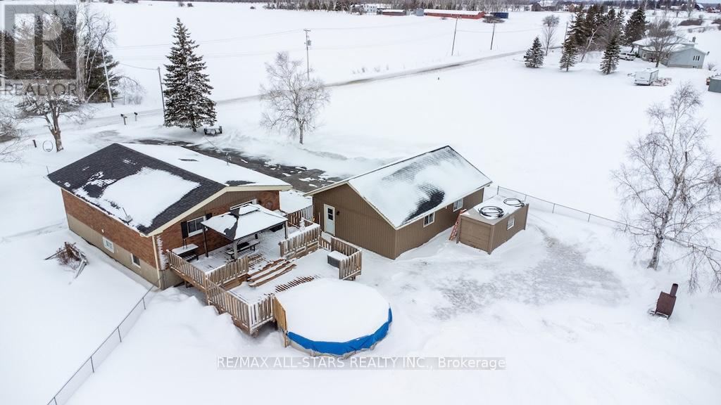 874 Monarch Road, Kawartha Lakes (Lindsay), ON - Outdoor