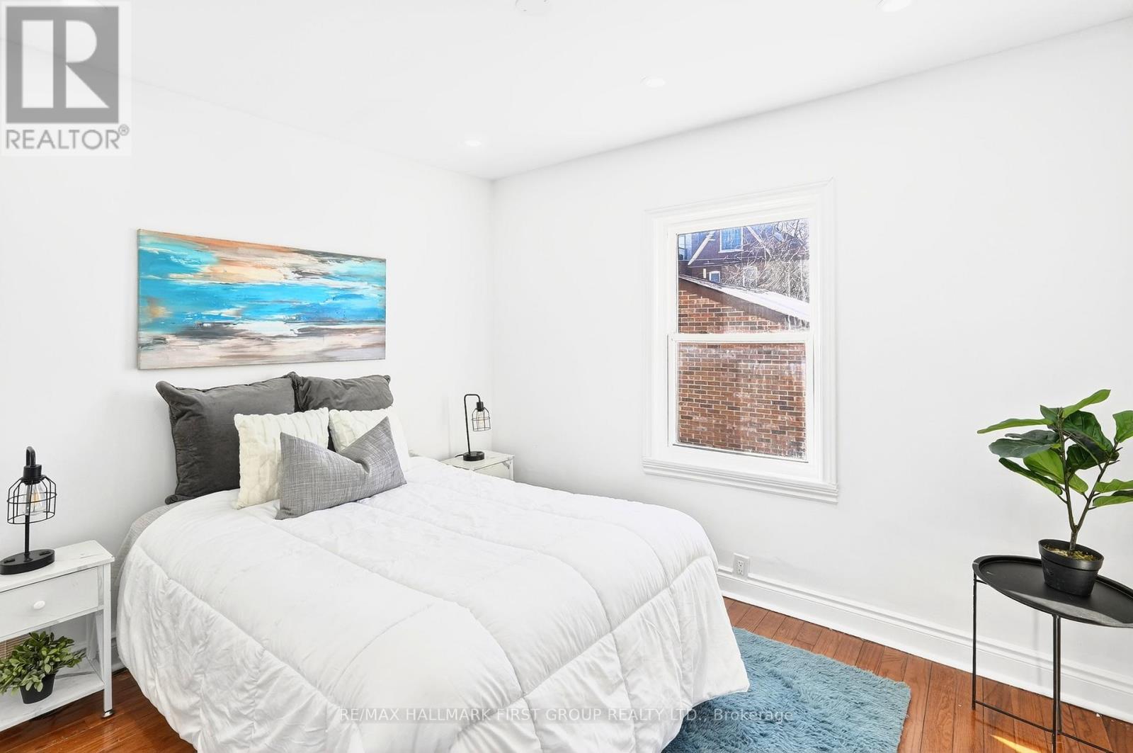 16 Archer Street, Toronto, ON - Indoor Photo Showing Bedroom