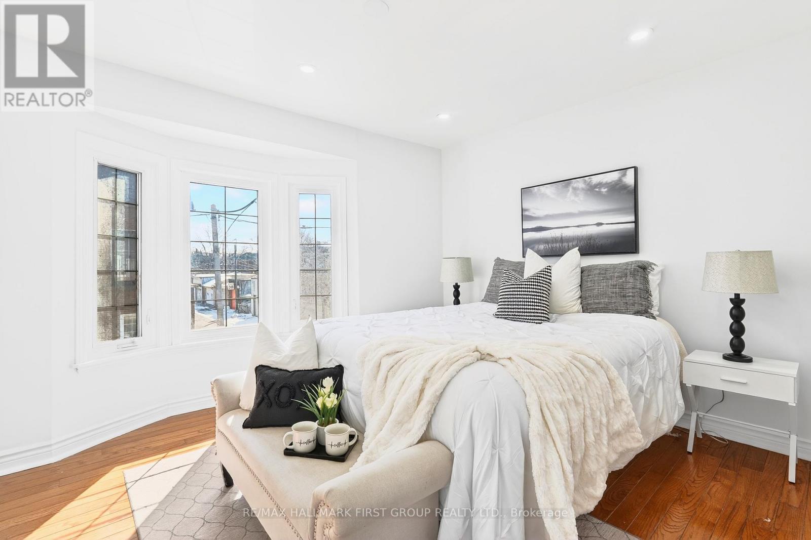 16 Archer Street, Toronto, ON - Indoor Photo Showing Bedroom