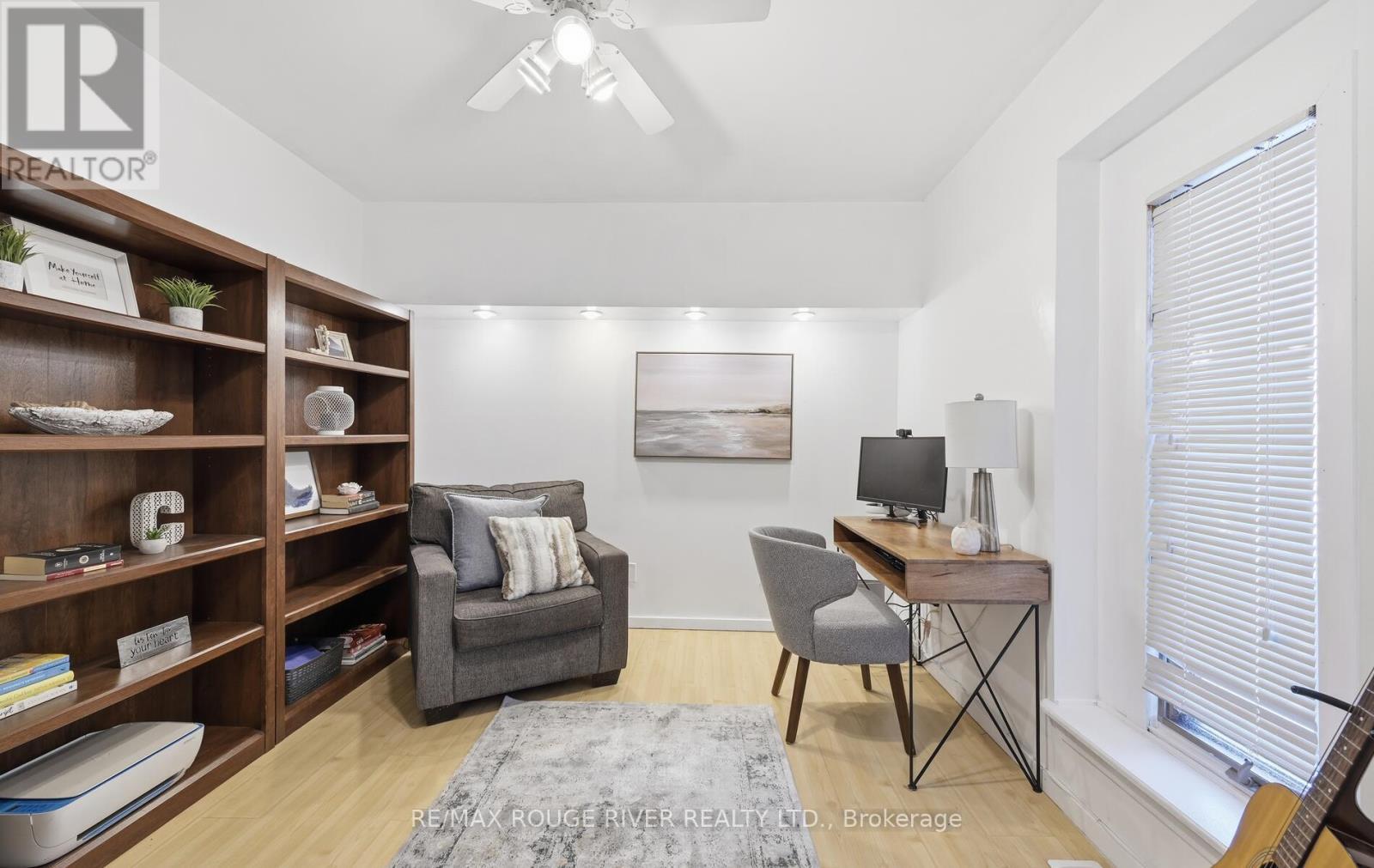 1201 Charlotte Circle, Pickering, ON - Indoor Photo Showing Office