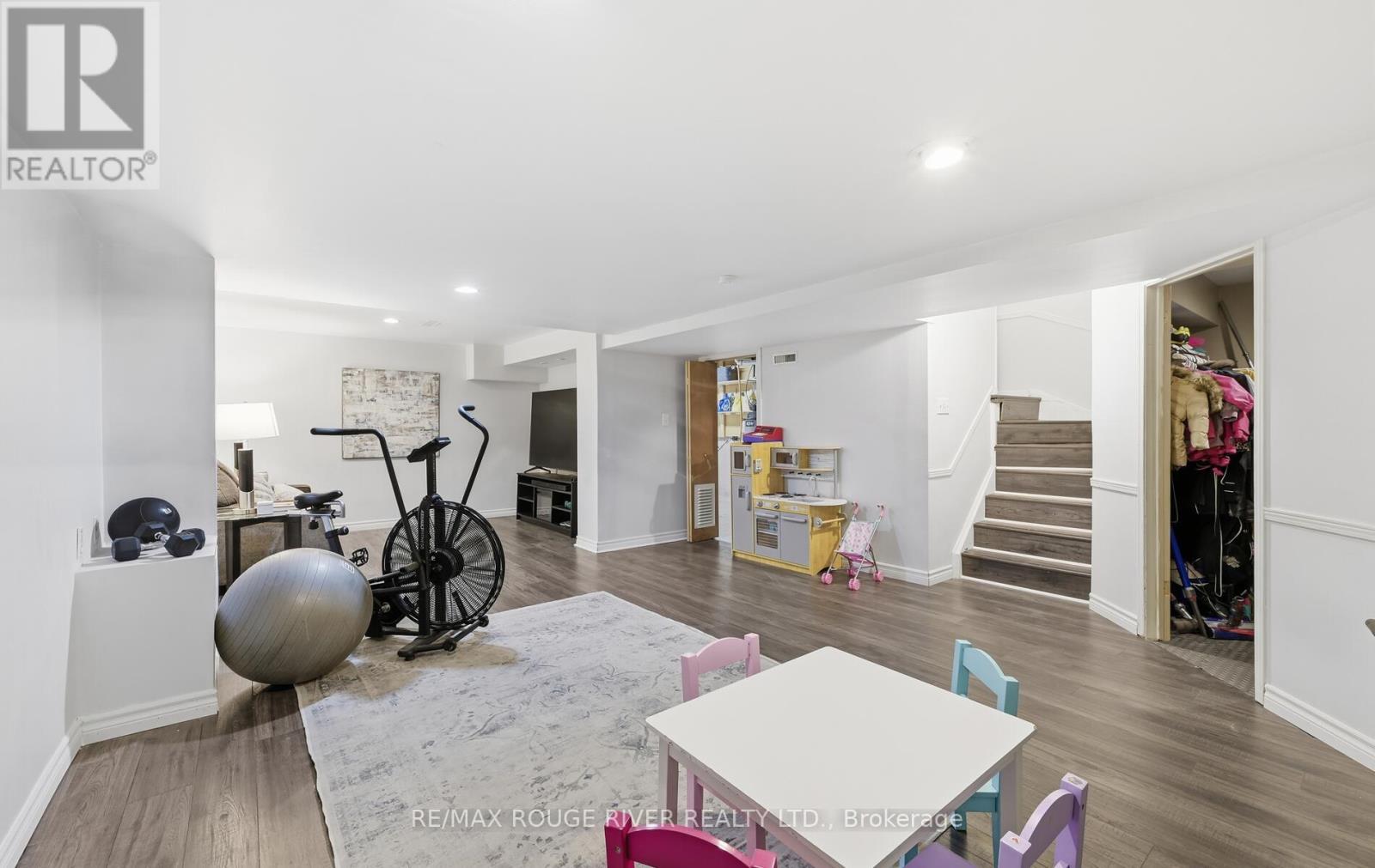 1201 Charlotte Circle, Pickering, ON - Indoor