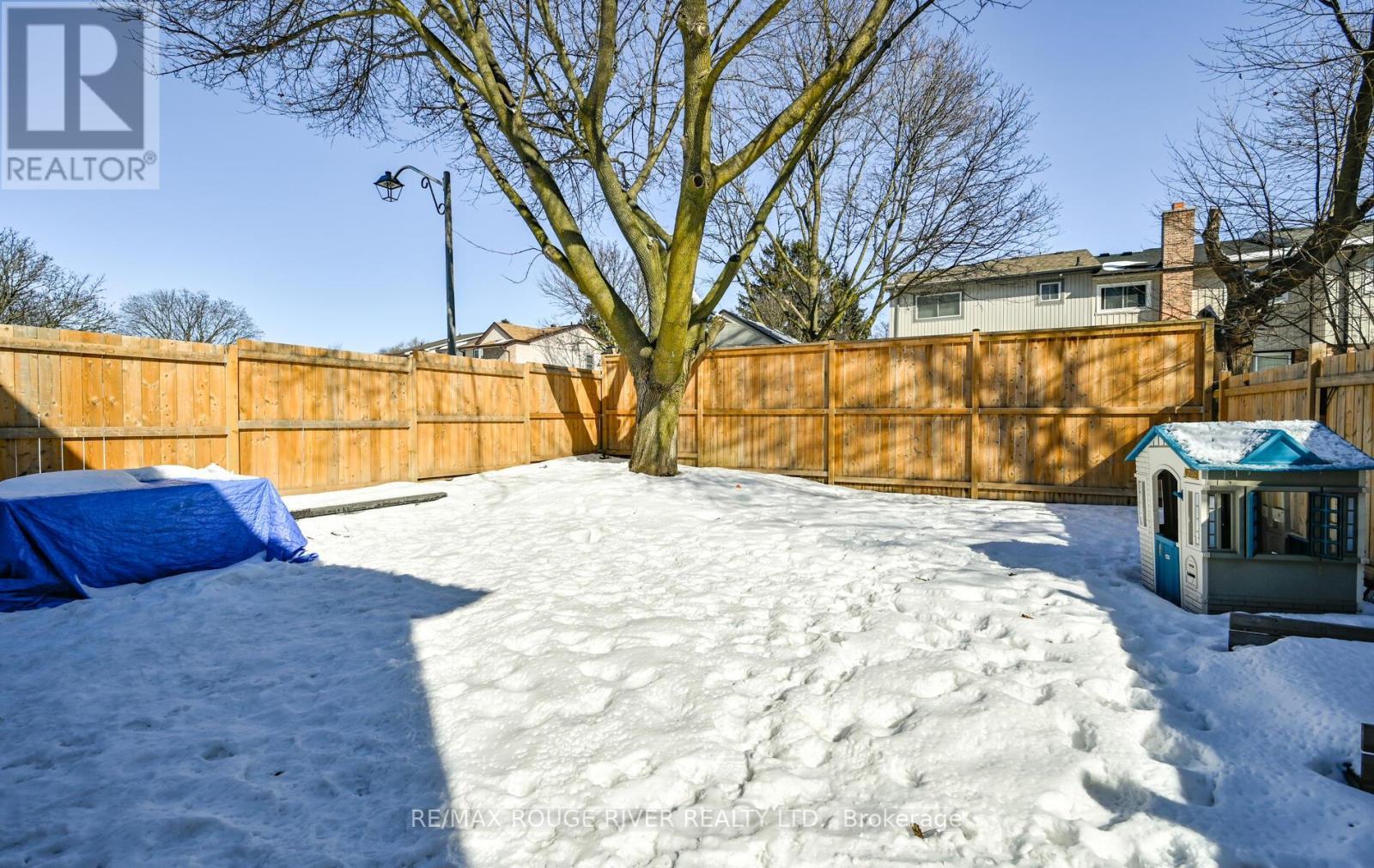 1201 Charlotte Circle, Pickering, ON - Outdoor