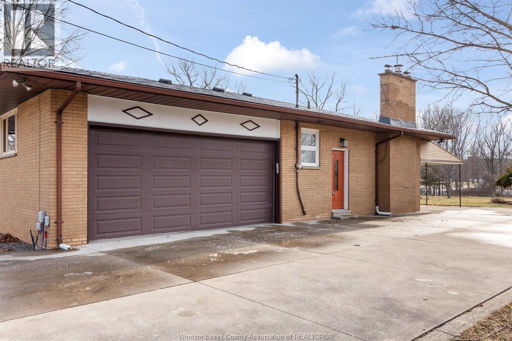 3071 Lauzon Road, Windsor, ON - Outdoor
