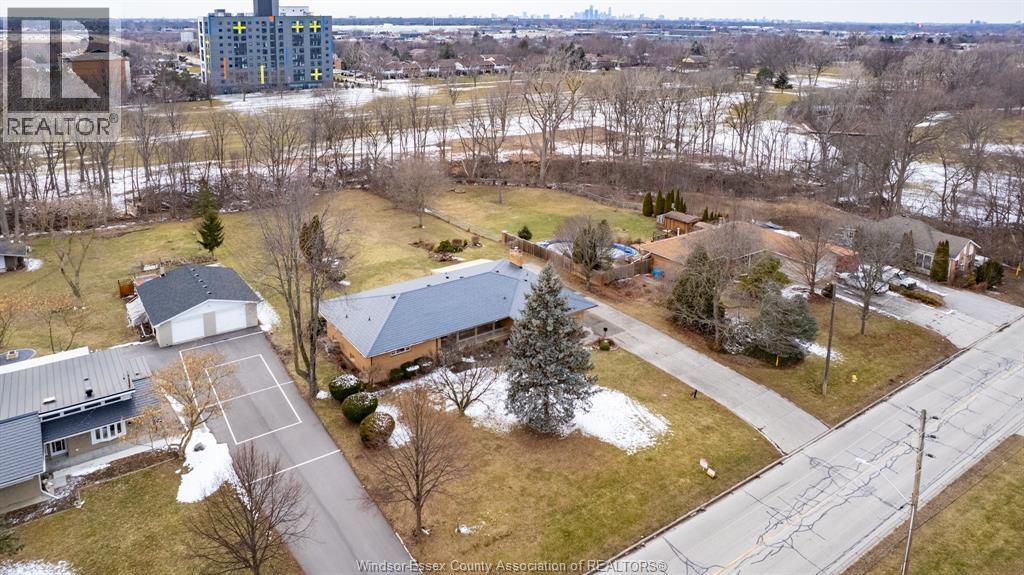3071 Lauzon Road, Windsor, ON - Outdoor With View