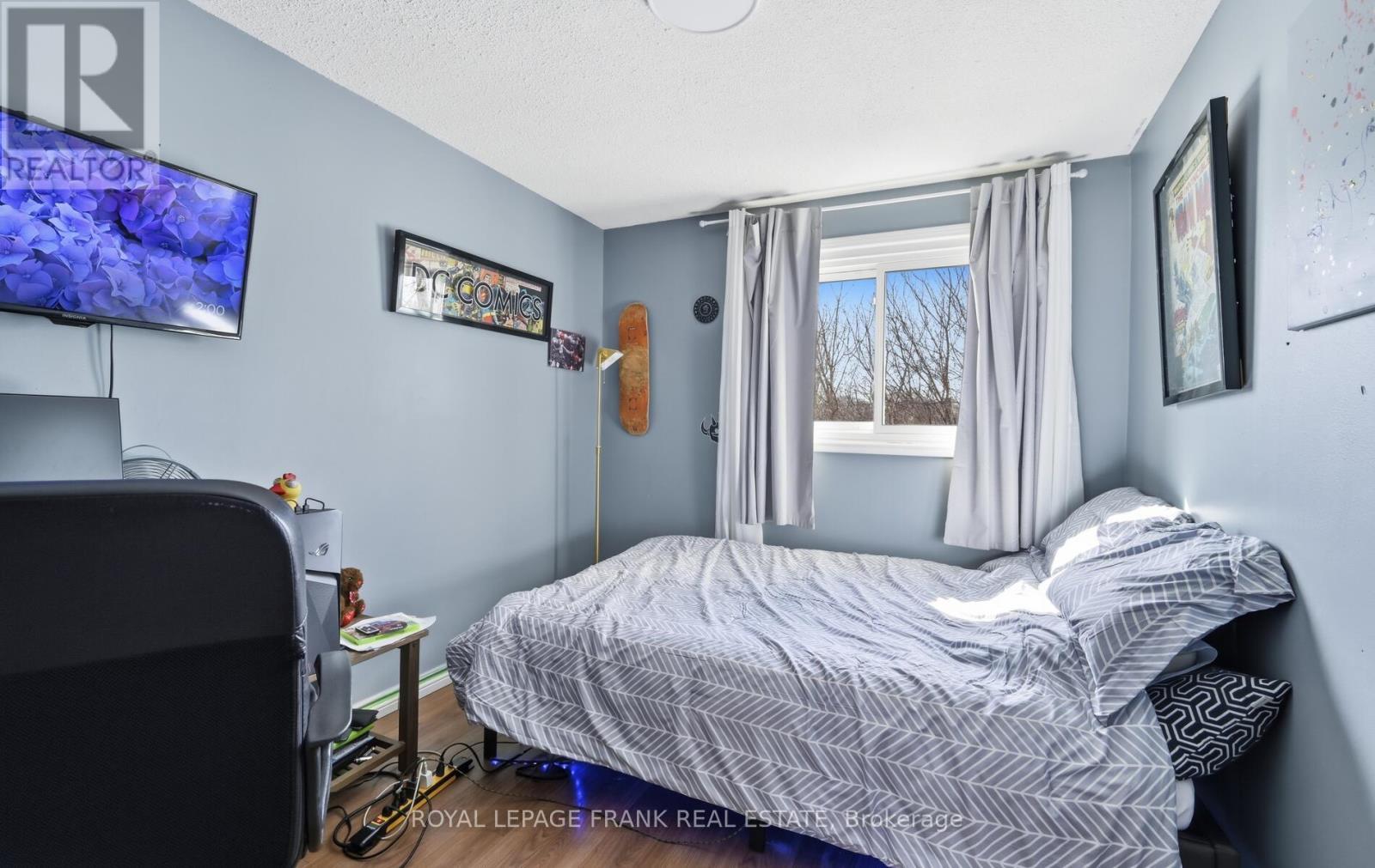 19 - 222 Pearson Street, Oshawa (O'Neill), ON - Indoor Photo Showing Bedroom