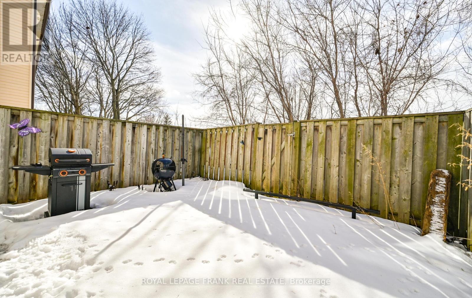 19 - 222 Pearson Street, Oshawa (O'Neill), ON - Outdoor