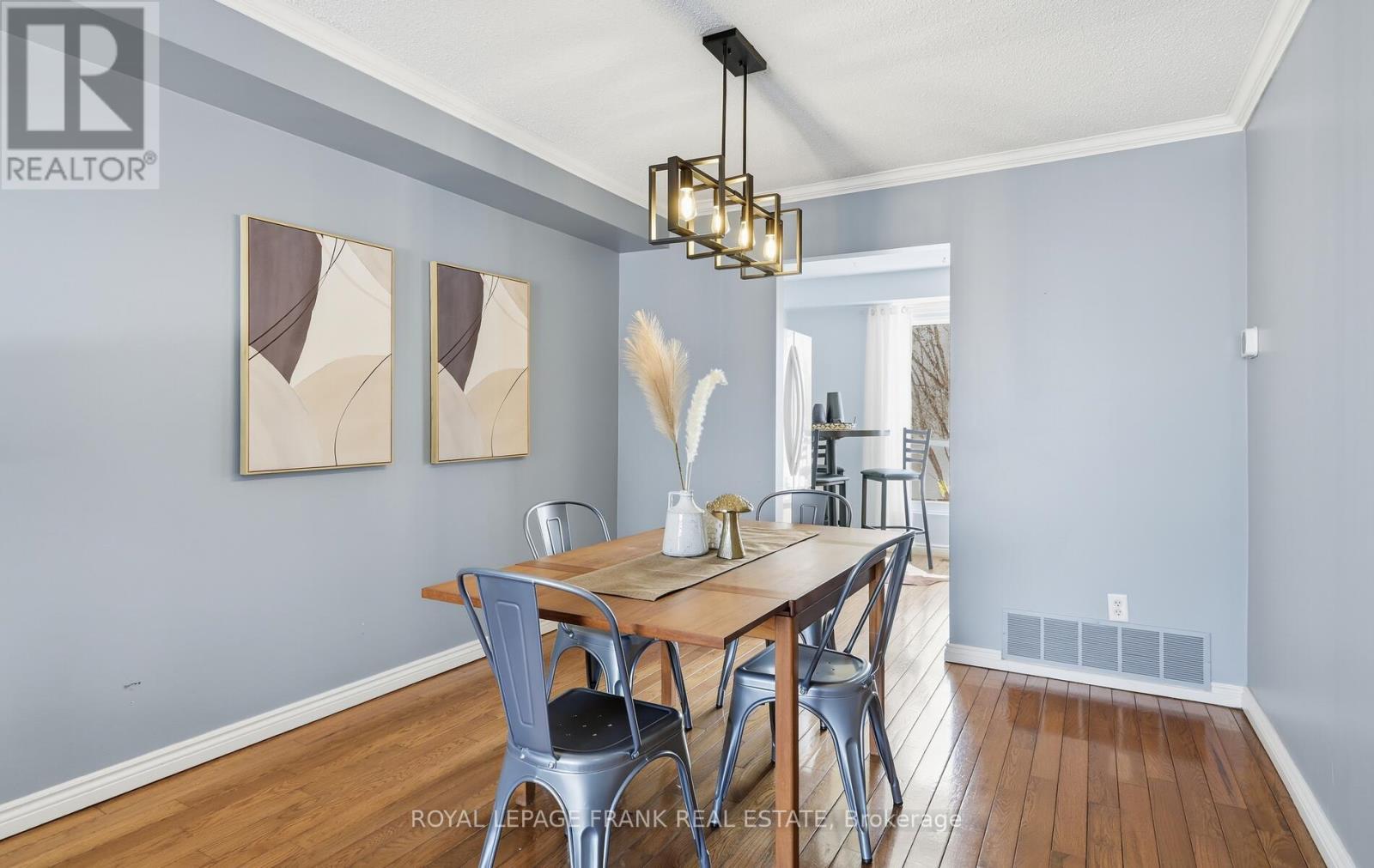 19 - 222 Pearson Street, Oshawa (O'Neill), ON - Indoor Photo Showing Dining Room
