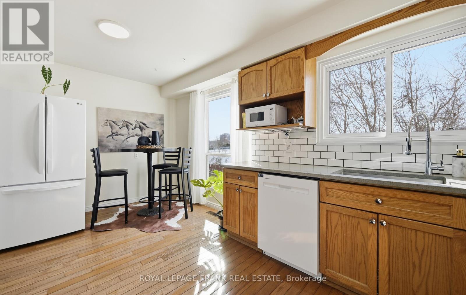 19 - 222 Pearson Street, Oshawa (O'Neill), ON - Indoor Photo Showing Kitchen