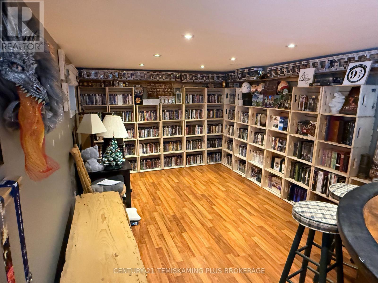 60 Woods Street, Kirkland Lake (Kl & Area), ON - Indoor