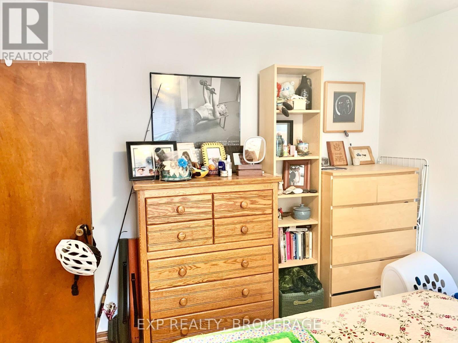 Unit 2 - 16 Daly Street, Kingston (Rideau), ON - Indoor Photo Showing Bedroom