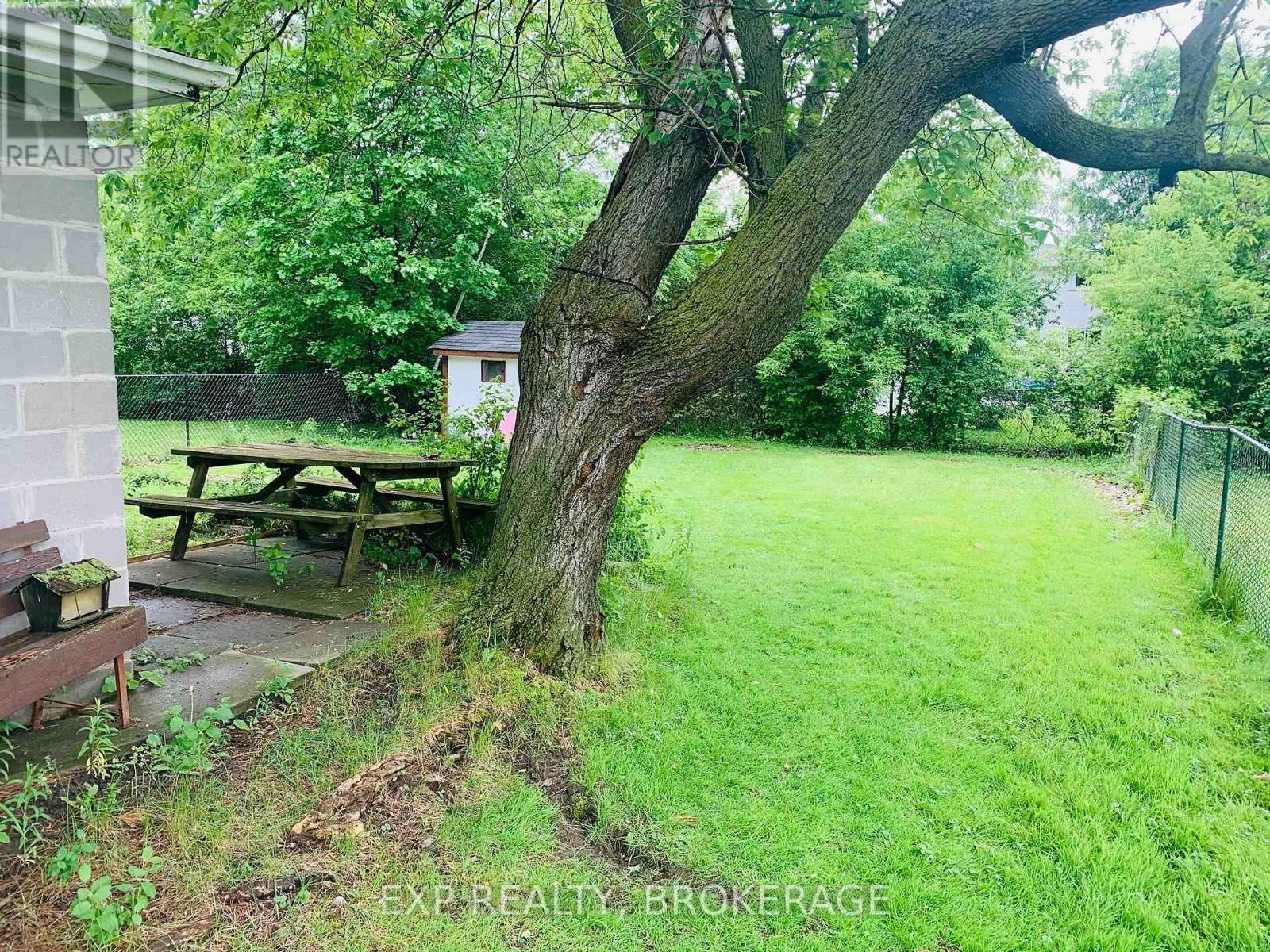 Unit 3 - 16 Daly Street, Kingston (Rideau), ON - Outdoor