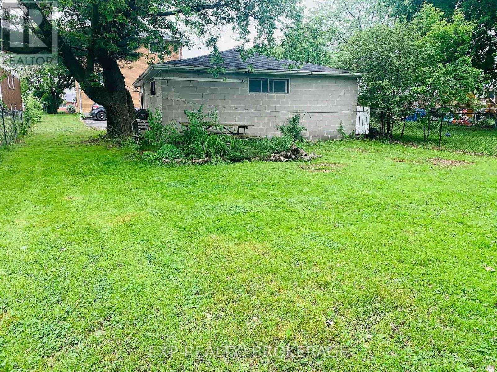 Unit 3 - 16 Daly Street, Kingston (Rideau), ON - Outdoor