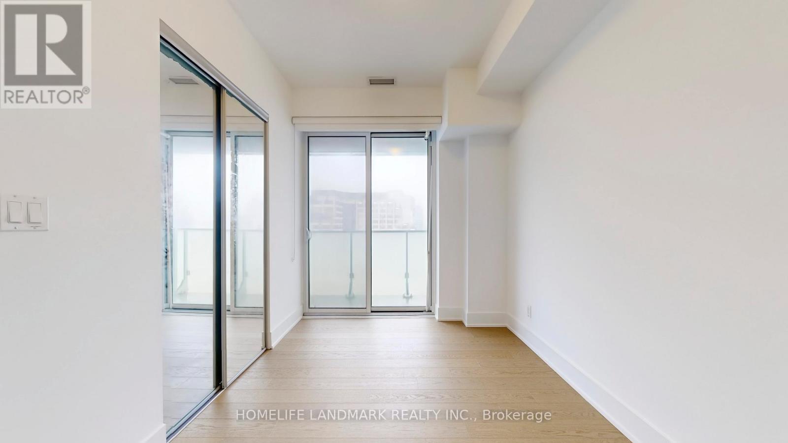 2305 - 200 Bloor Street W, Toronto, ON - Indoor Photo Showing Other Room