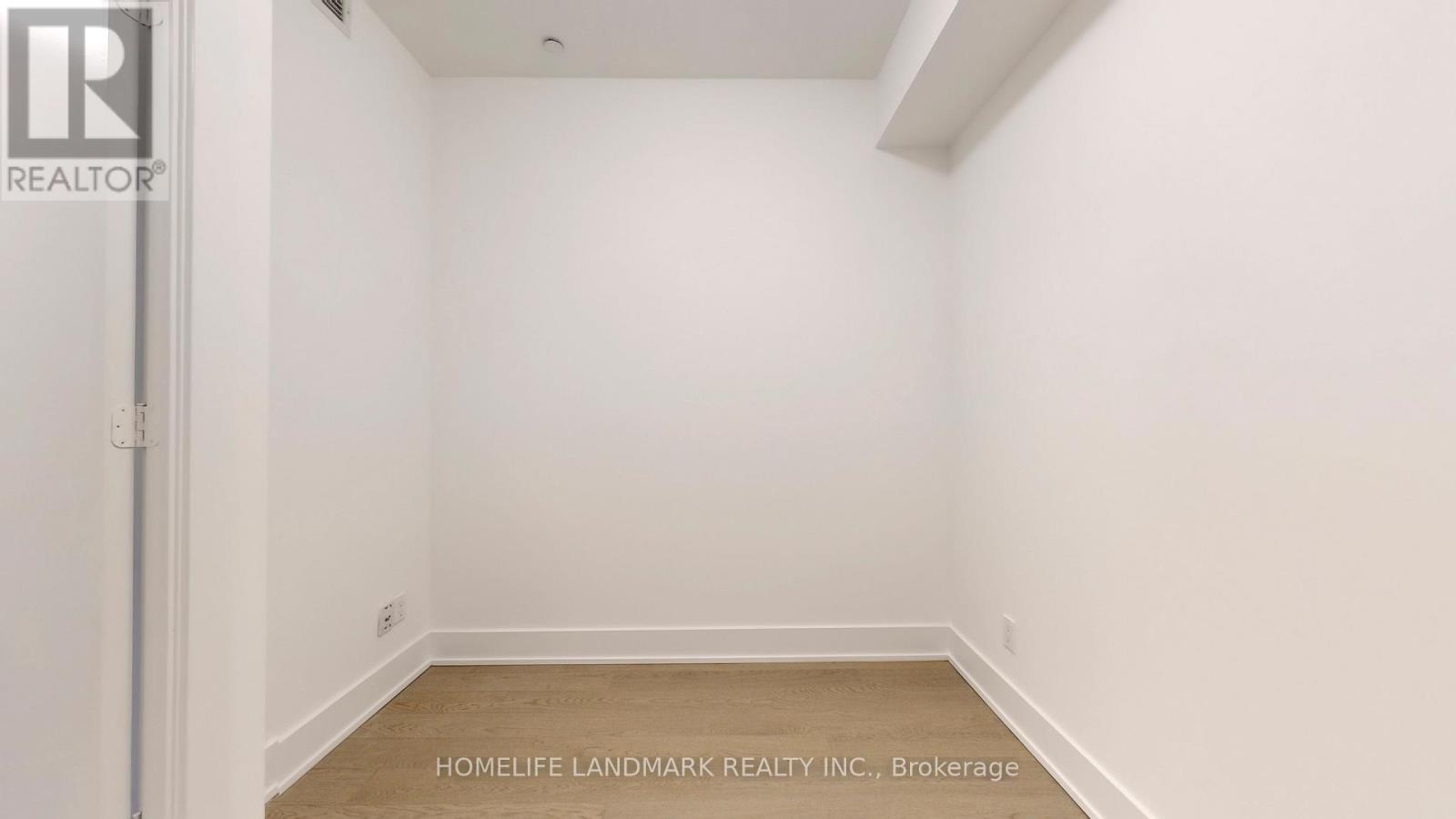 2305 - 200 Bloor Street W, Toronto, ON - Indoor Photo Showing Other Room