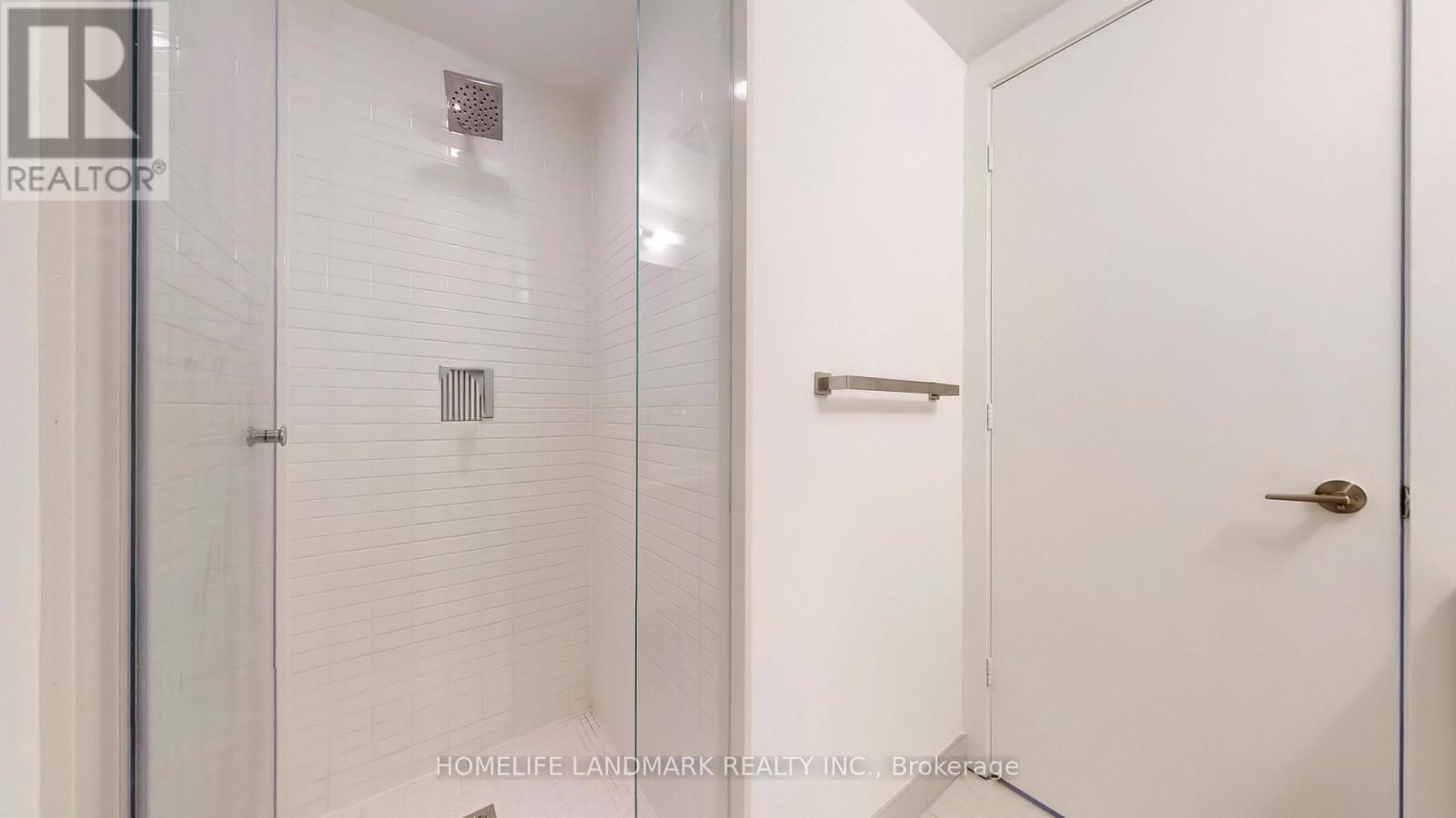 2305 - 200 Bloor Street W, Toronto, ON - Indoor Photo Showing Bathroom