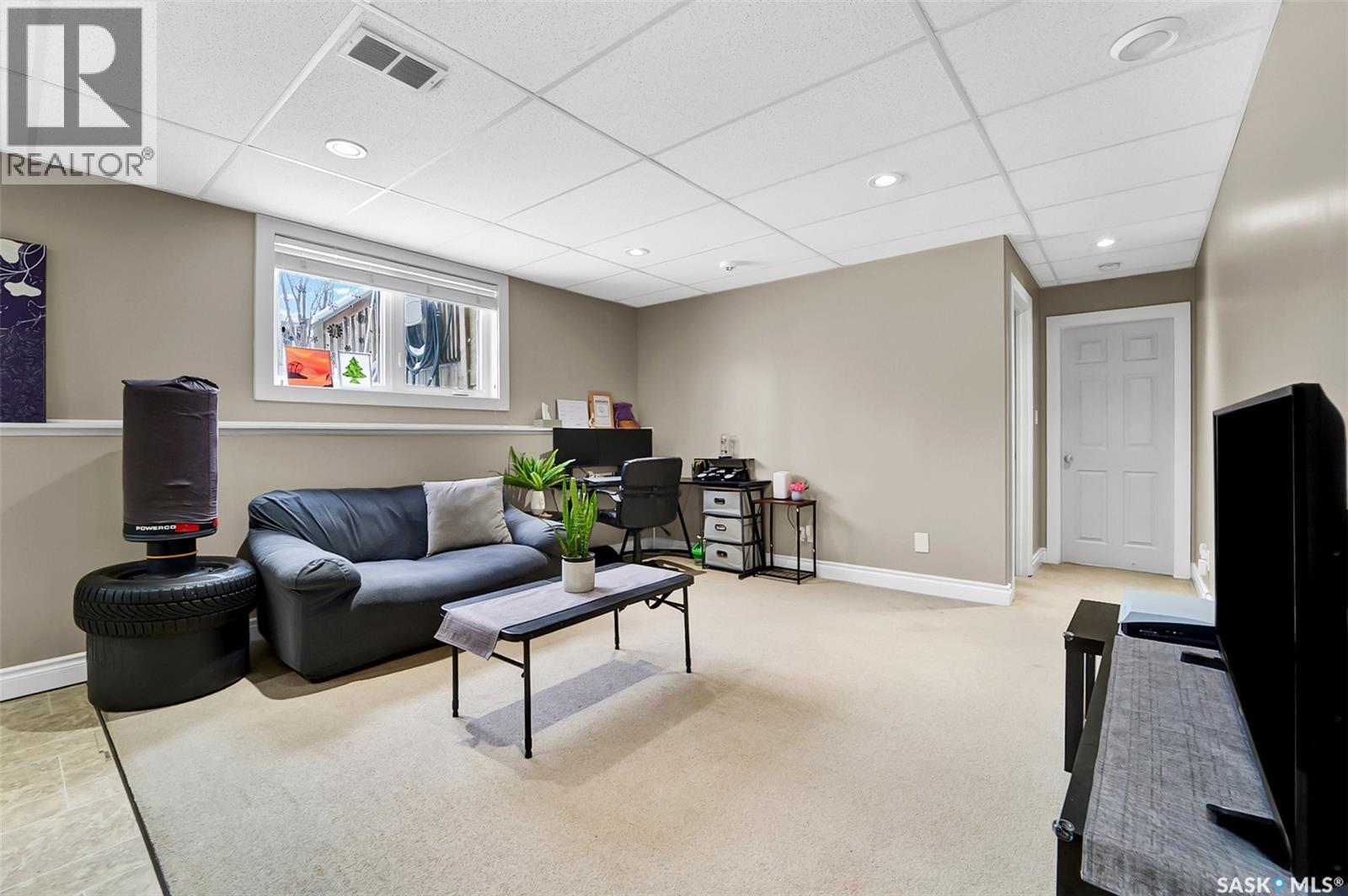 1506 Patrick Place, Saskatoon, SK - Indoor