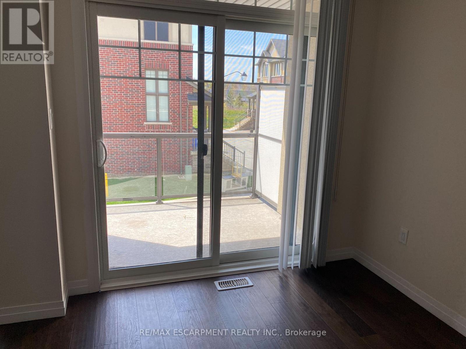 4 Workman Lane, Hamilton, ON - Indoor Photo Showing Other Room