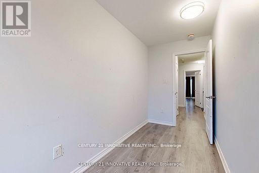 10 Hyderabad Lane, Markham, ON - Indoor Photo Showing Other Room