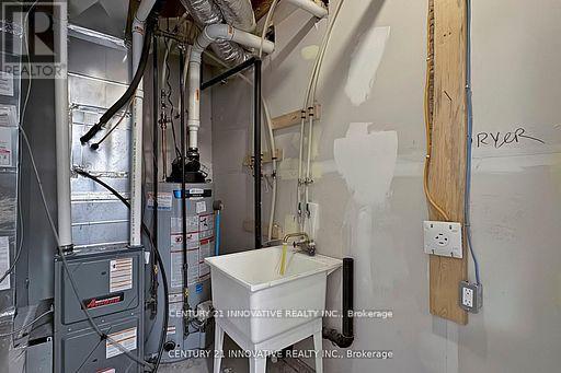 10 Hyderabad Lane, Markham, ON - Indoor Photo Showing Basement