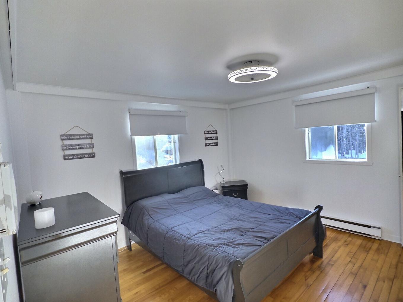 Primary bedroom - 1110 Rue Gatineau, Québec (La Haute-Saint-Charles), QC - Indoor Photo Showing Bedroom
