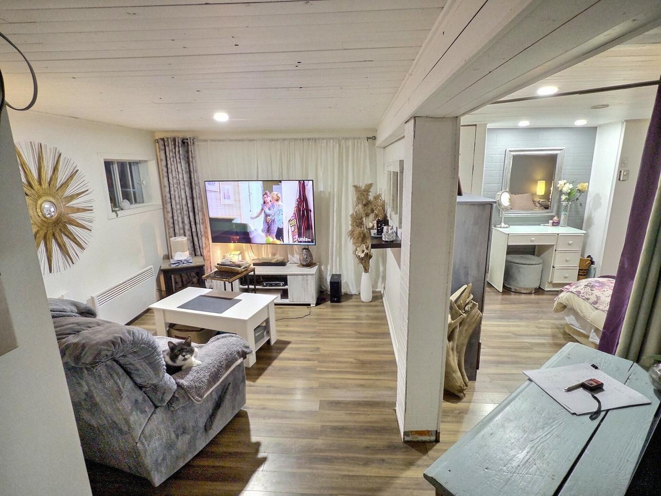 Family room - 1110 Rue Gatineau, Québec (La Haute-Saint-Charles), QC - Indoor