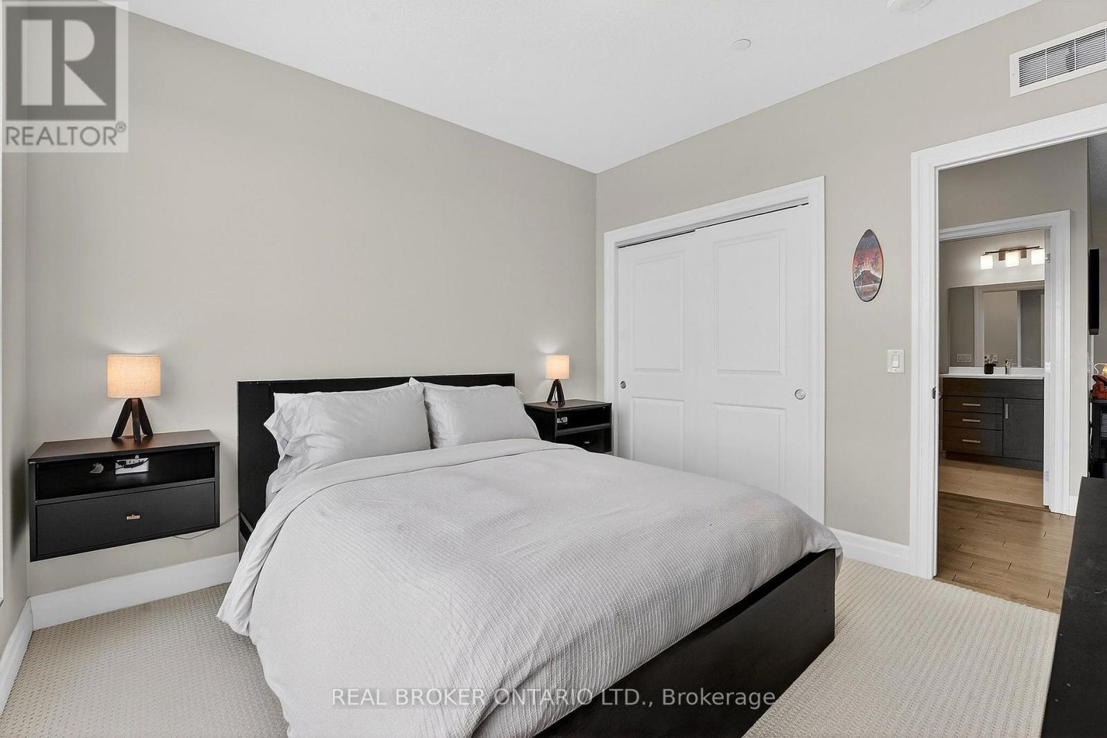 609 - 1878 Gordon Street, Guelph, ON - Indoor Photo Showing Bedroom