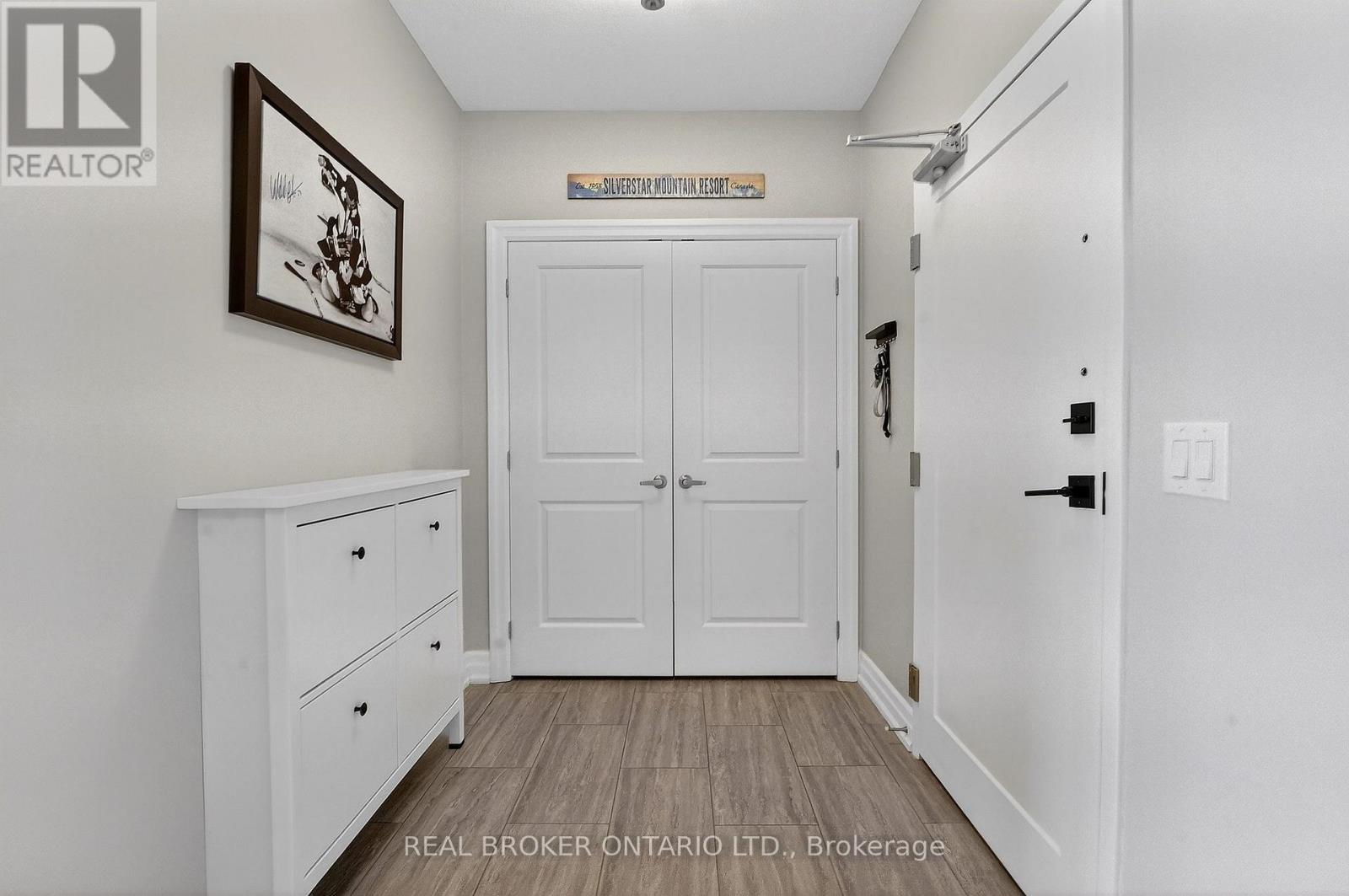 609 - 1878 Gordon Street, Guelph, ON - Indoor Photo Showing Other Room