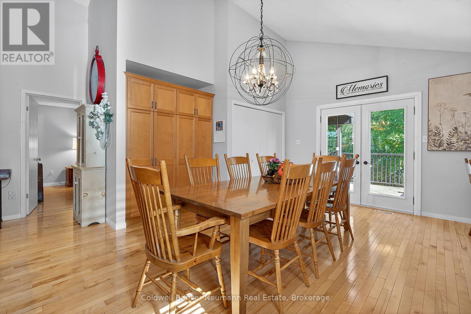 17 Milson Crescent, Guelph (Kortright Hills), ON - Indoor Photo Showing Dining Room
