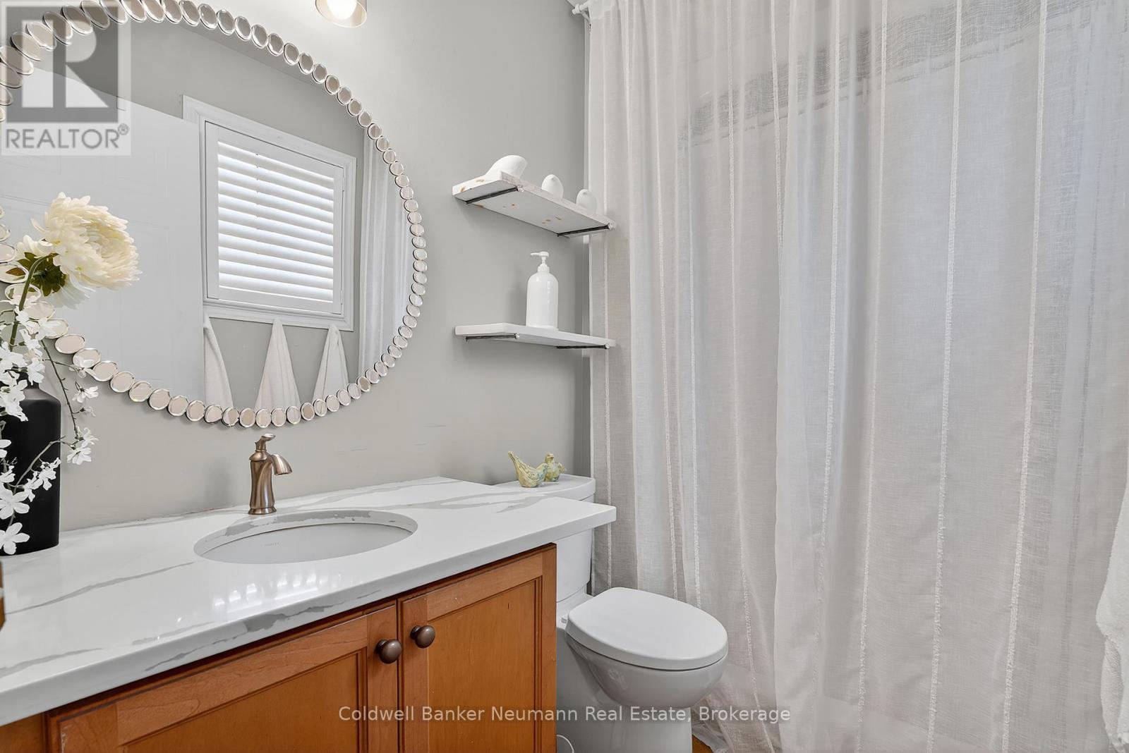 17 Milson Crescent, Guelph (Kortright Hills), ON - Indoor Photo Showing Bathroom