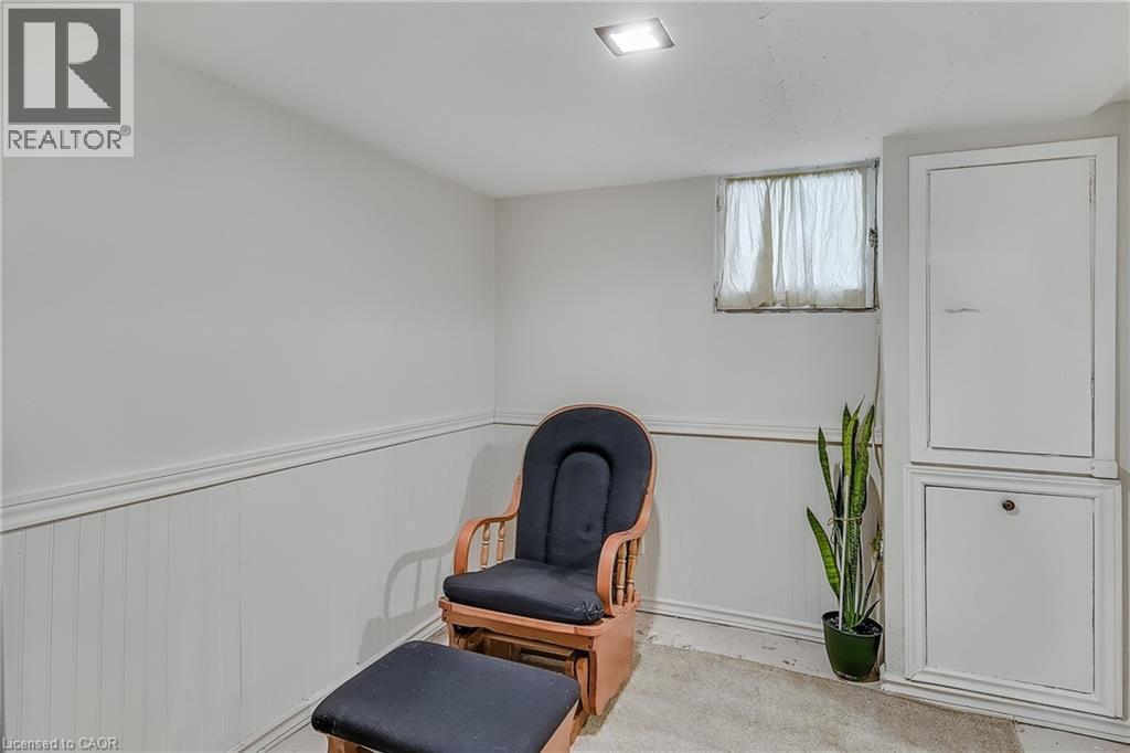 30 Troy Street, Kitchener, ON - Indoor