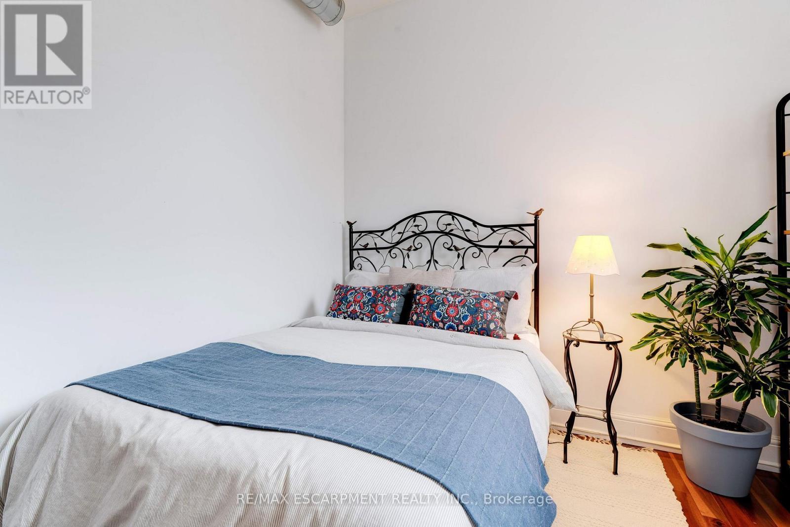 205 King Street E, Hamilton, ON