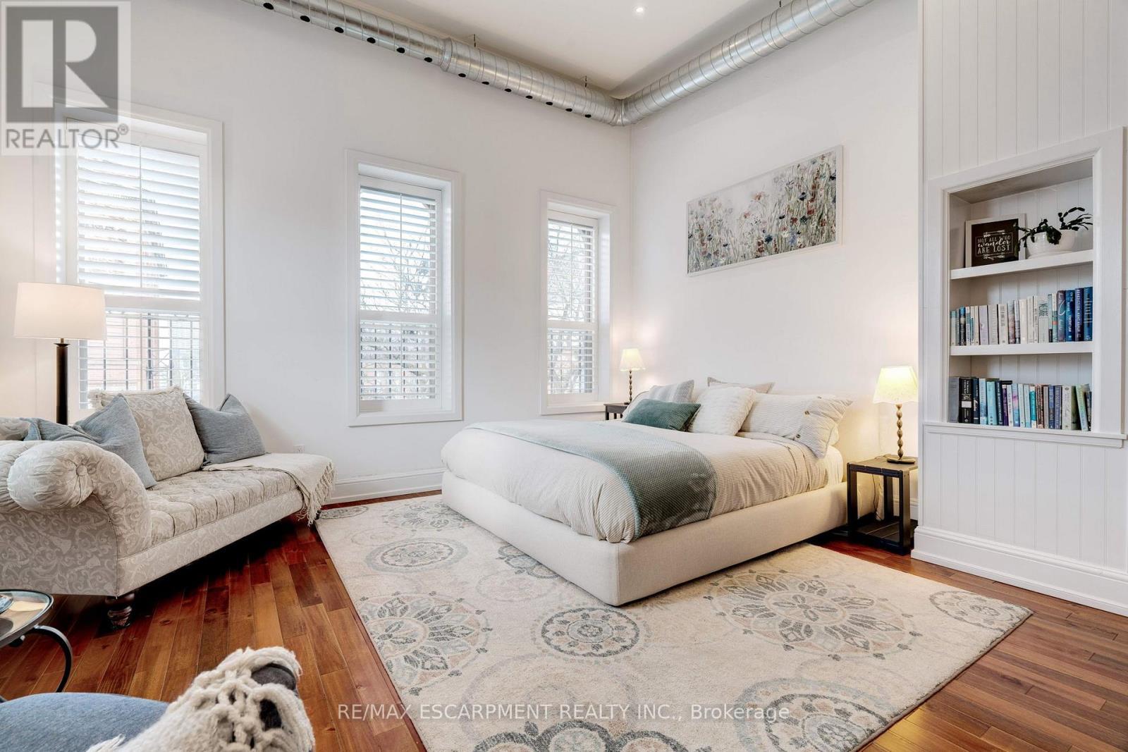 205 King Street E, Hamilton, ON